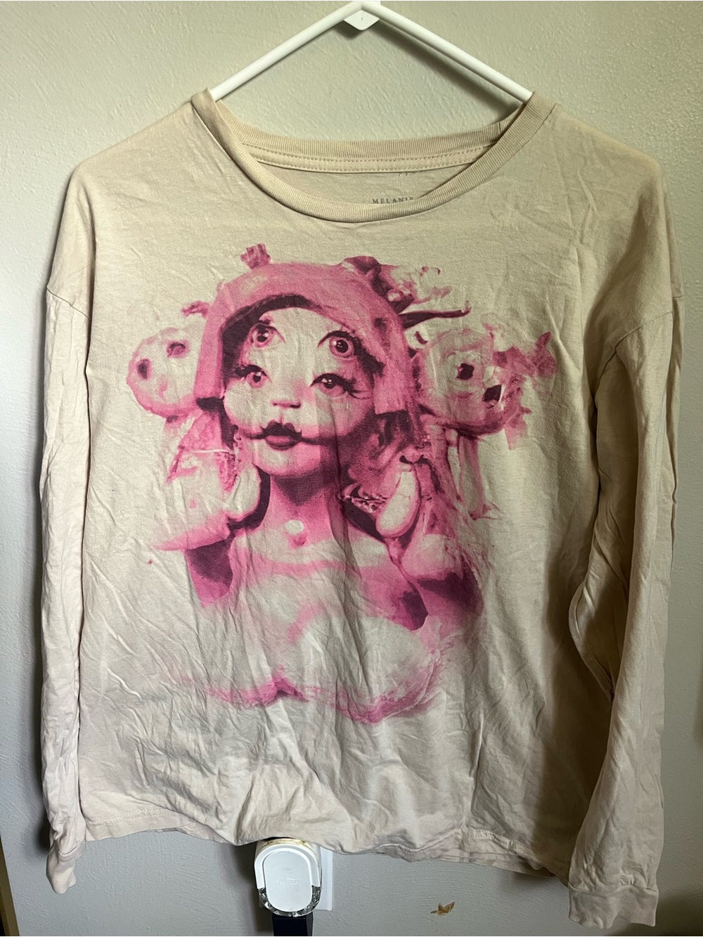 Long Sleeve Graphic Tee in Cream with Pink Print
